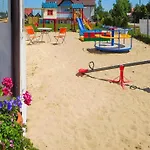Homes Close To The Seaside 度假居 *