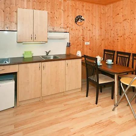 Homes With A Terrace, Wicie *